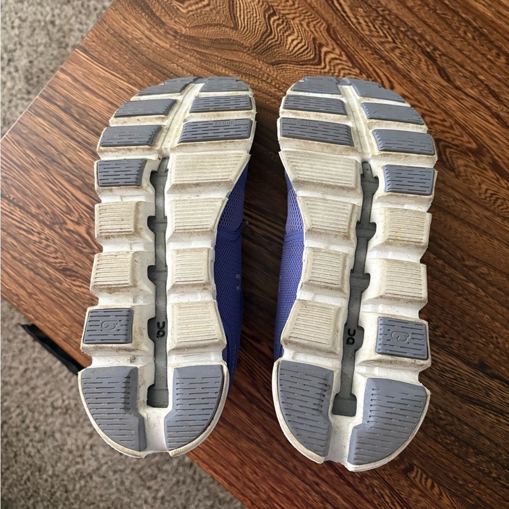 On Running Cloud 5 Sneakers in Blueberry and Feather - Picture 10 of 10